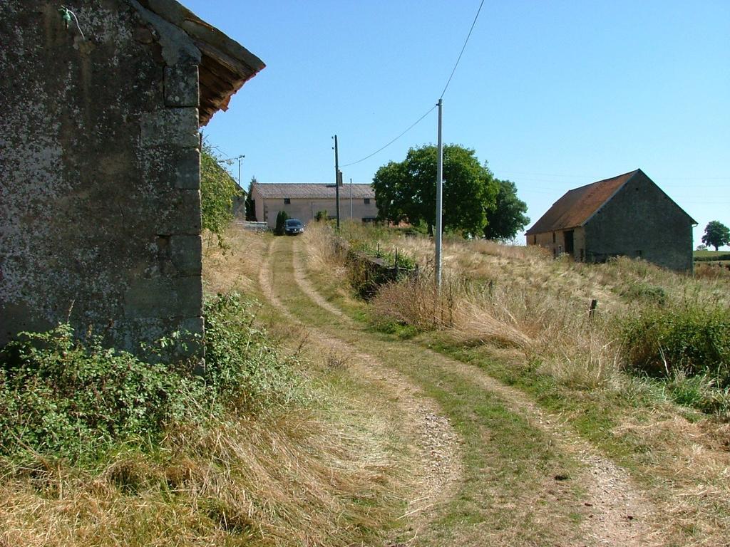 Bed and Breakfast Domaine de La Madeleine Ygrande Esterno foto