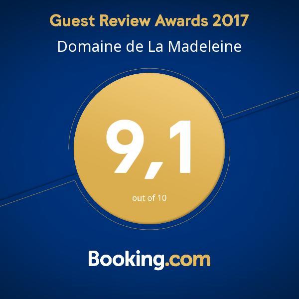 Bed and Breakfast Domaine de La Madeleine Ygrande Esterno foto