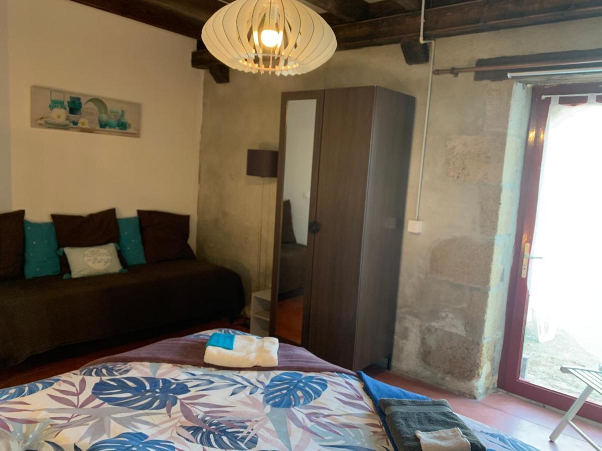 Bed and Breakfast Domaine de La Madeleine Ygrande Esterno foto