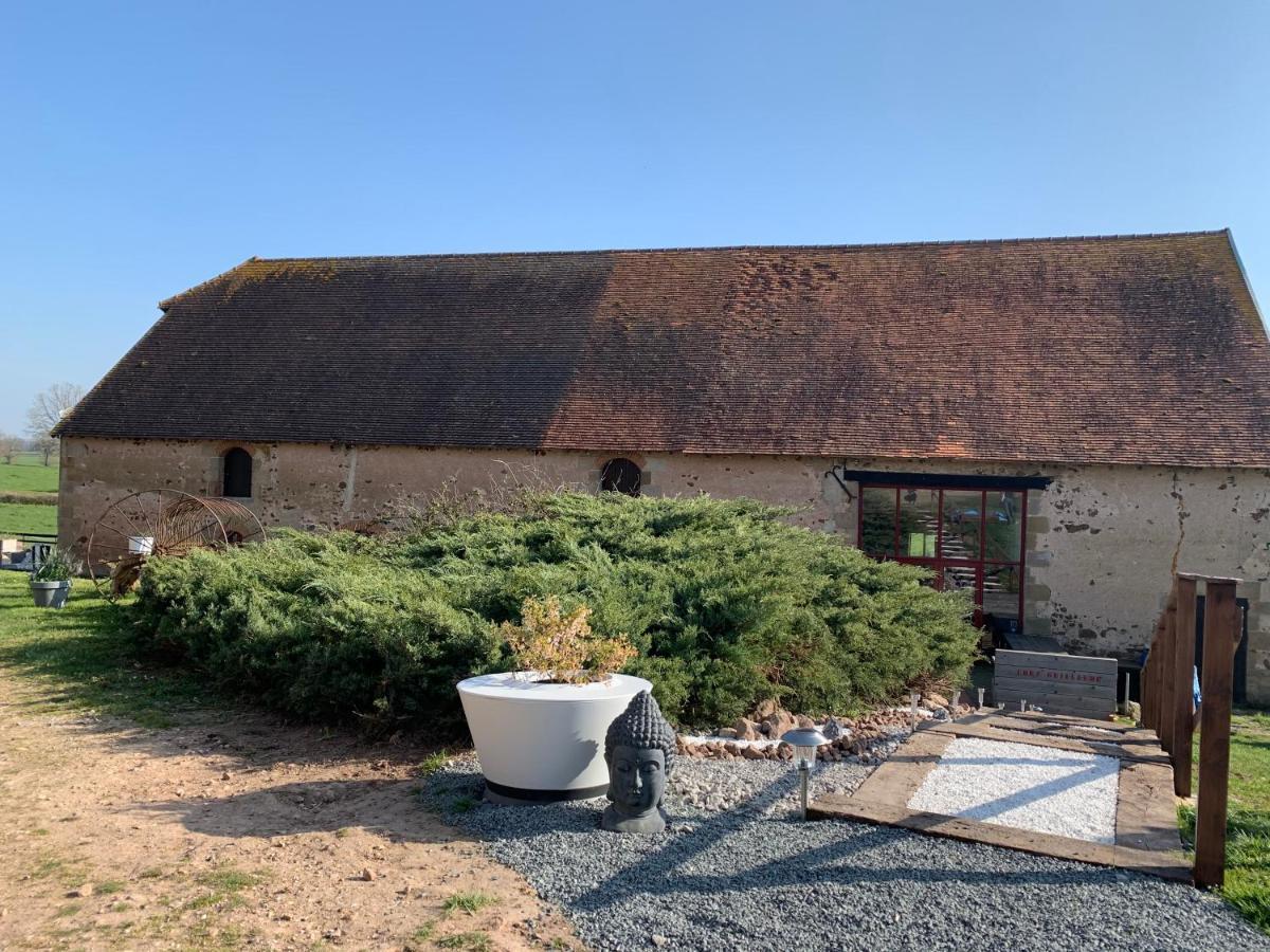 Bed and Breakfast Domaine de La Madeleine Ygrande Esterno foto
